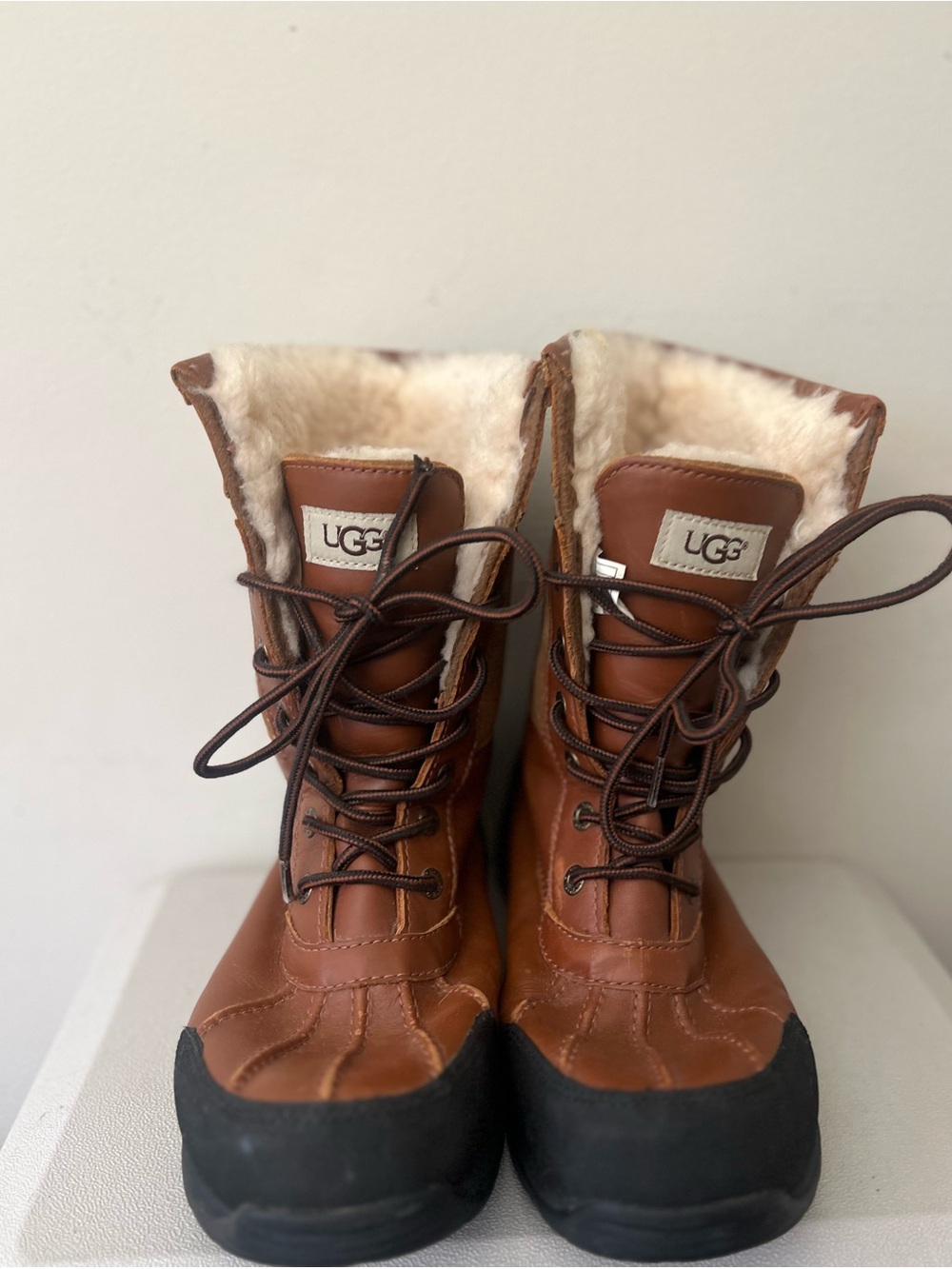UGG Men’s 8.5 Chestnut Brown Shearling-Lined Lace-Up Winter Boots - Paid $269.00
